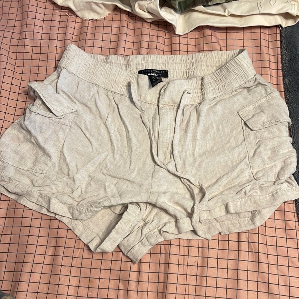 Beige linen shorts